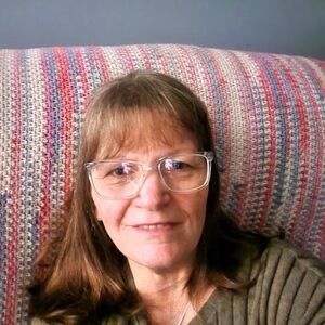 Meet your Posher, Julie